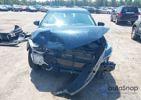 2016 Toyota Avalon Hybrid Limited z USA, uszkodzony, nr VIN 4T1BD1EBXGU052604